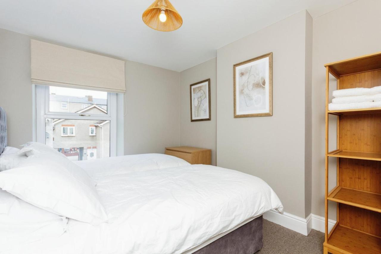 Seaside House Llandudno Apartment Exterior photo